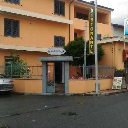 B&B Madau Samugheo Екстериор снимка